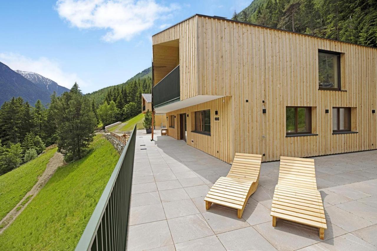 Archehof Hochzirm Lodge Anna กัมโปตูเรส ภายนอก รูปภาพ