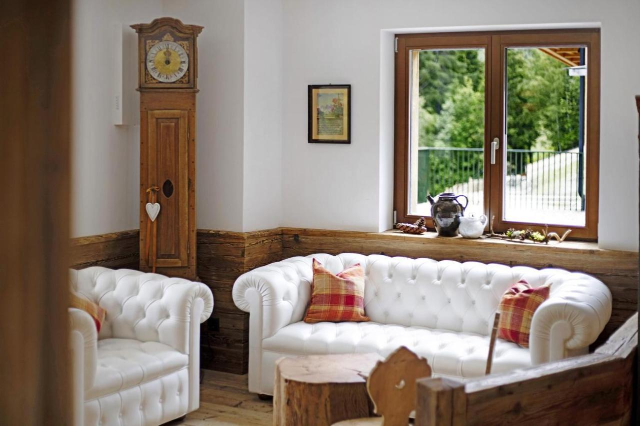 Archehof Hochzirm Lodge Anna กัมโปตูเรส ภายนอก รูปภาพ